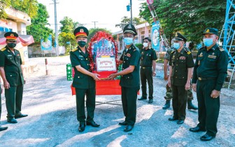 Tiểu khu Quân sự Prey Veng thăm, chúc Tết lực lượng vũ trang tỉnh Đồng Tháp