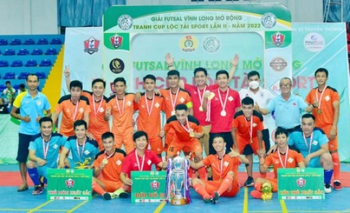 Chung kết giải Futsal Vĩnh Long mở rộng: Đạt Vĩnh Tiến (TP Hồ Chí Minh) vô địch