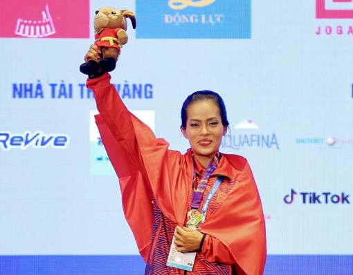 Đinh Kim Loan mang về huy chương vàng thứ 4 cho thể thao An Giang tại SEA Games 31