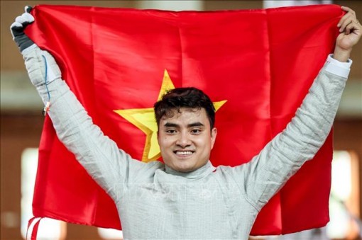 SEA Games 31: Đội tuyển Đấu kiếm Việt Nam giành Huy chương Vàng thứ 4