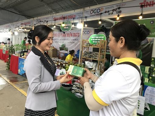 Doanh nghiệp Đồng Tháp tham gia Tuần lễ OCOP và các sản phẩm tinh hoa hàng Việt Nam 2022