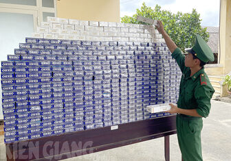 Kiên Giang: Thu giữ 5.000 gói thuốc lá lậu