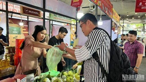 Thành phố Cần Thơ khai mạc hội chợ Xuân 2023
