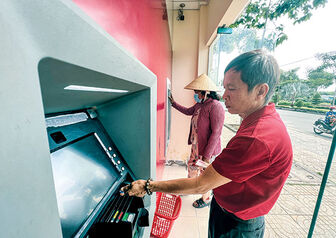 Cần Thơ: Cung ứng tiền mặt kịp thời, đảm bảo hệ thống ATM, POS hoạt động an toàn, thông suốt