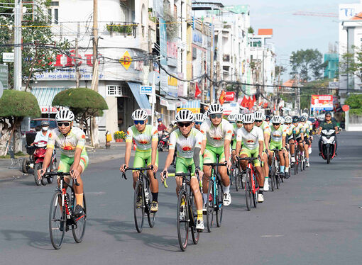Quyết tâm của xe đạp đường trường An Giang