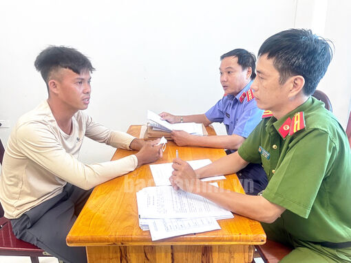 Trà Vinh: Mua, bán tài khoản ngân hàng là vi phạm pháp luật