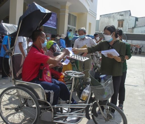 Vĩnh Long: Động lực cho người khuyết tật vươn lên