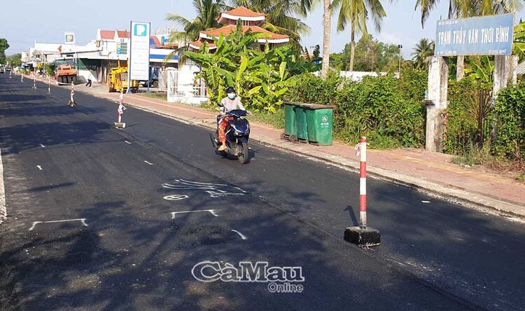 Cà Mau: Hy hữu tai nạn 1 người bị xe lu ép tử vong