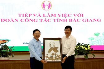 Chủ tịch tỉnh Bắc Giang ấn tượng về người dân Đồng Tháp