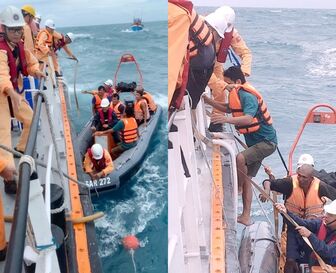 Cứu 10 thuyền viên Bạc Liêu bị nạn trên biển